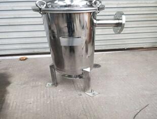 山東洗菜機配套袋式過濾器 山泉水處理過濾器廠家 布袋過濾器生產(chǎn)基地